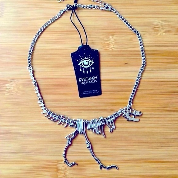 Brand New Eye Candy Los Angeles Silver Tone Dinosaur T-Rex Statement Necklace - Picture 11 of 11
